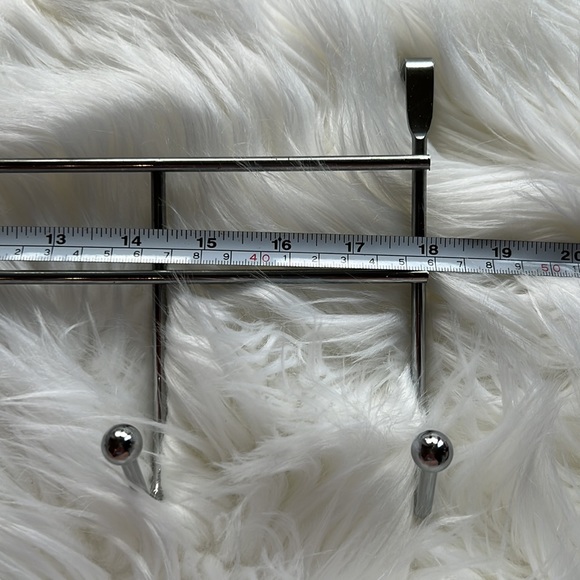 Over the door Storage with Six Hooks - Picture 6 of 6